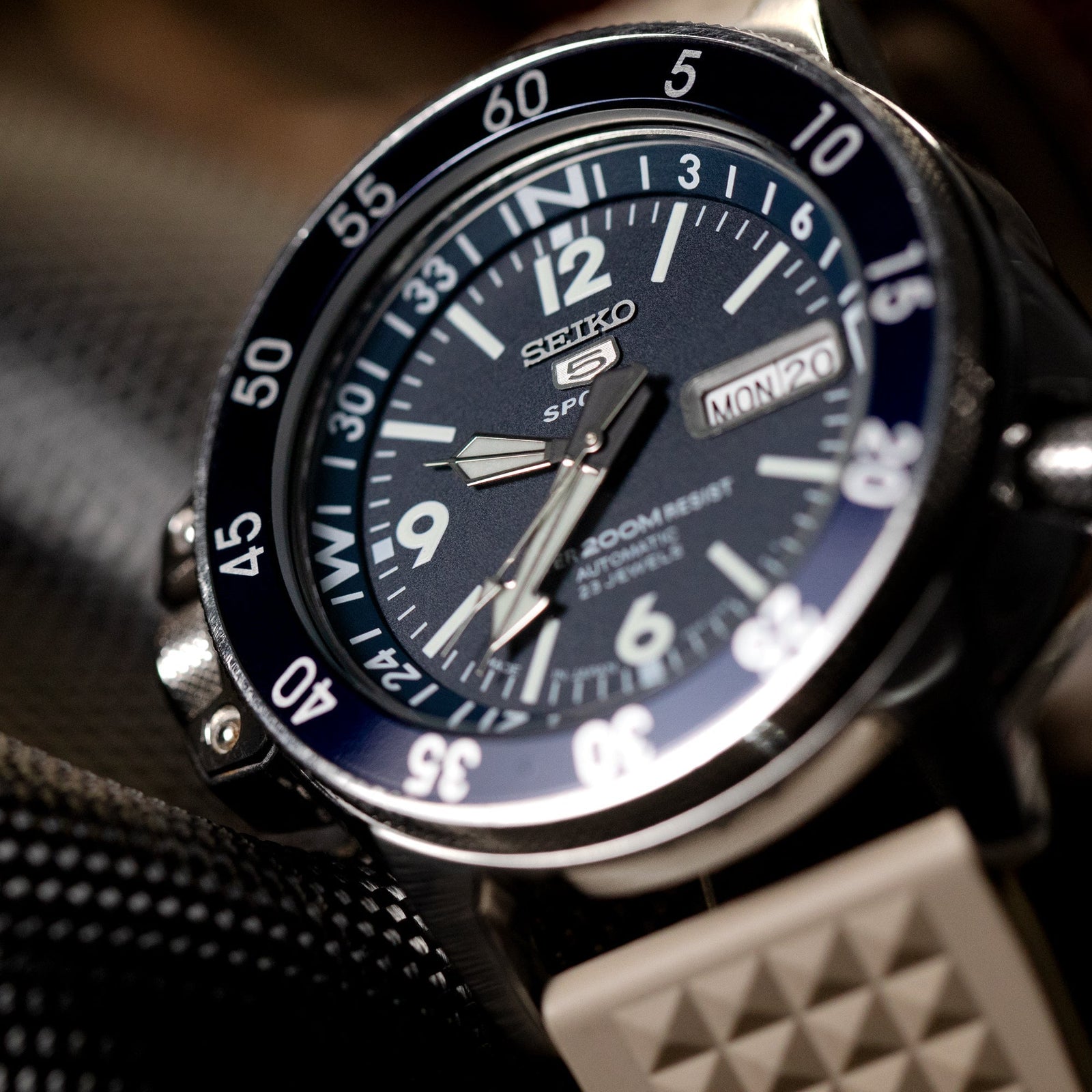 5 beste vertrauenswürdige mechanische Kompassuhren aus der Seiko LAND Kollektion