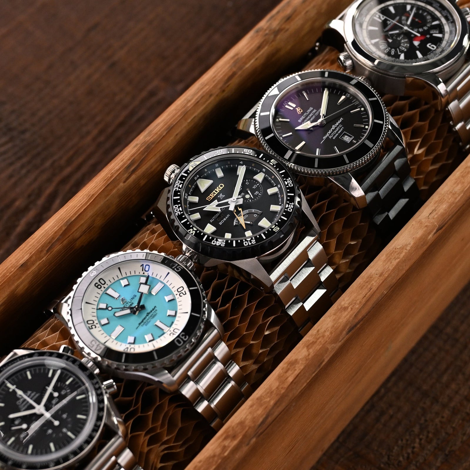 Strapcode Premium Pull-Twist watch band collection DIY watch band length adjustment and Toll-free resize