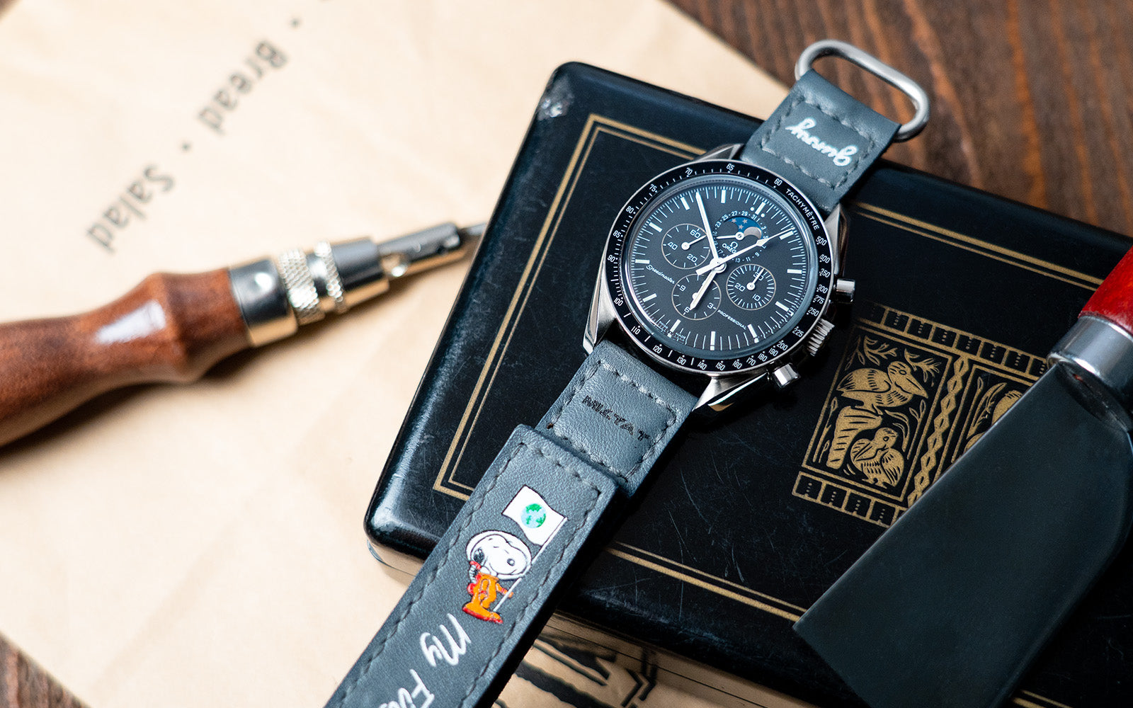 Leather Q.R. Hook and Loop