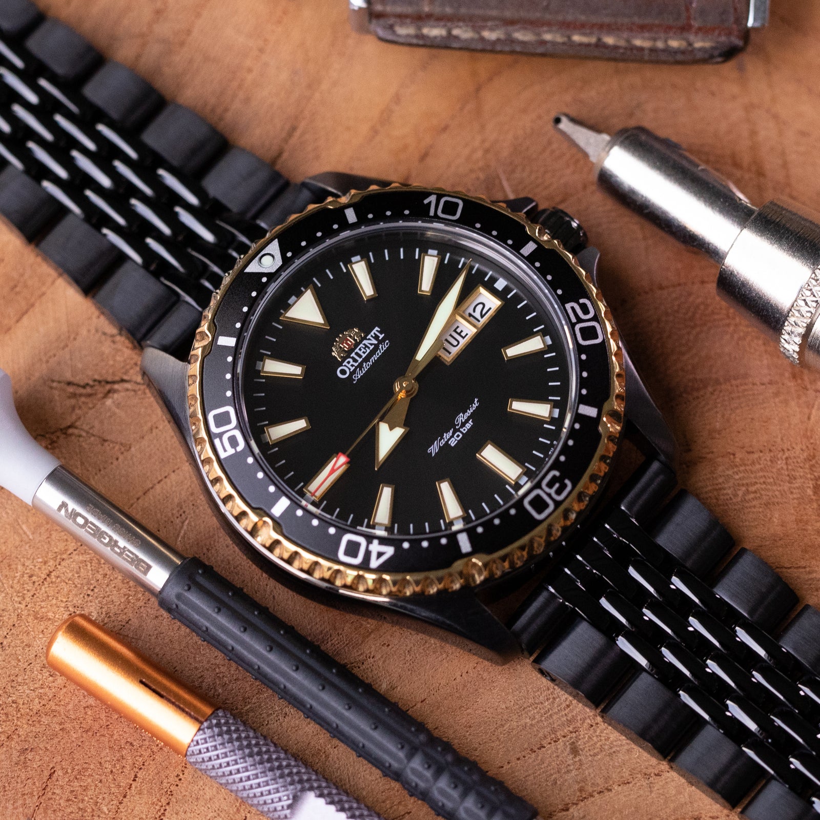 22mm Goma BOR Uhrenarmband mit geradem Ende, 316L Edelstahl mit diamantähnlicher Kohlenstoffbeschichtung (DLC) und V-Schließe