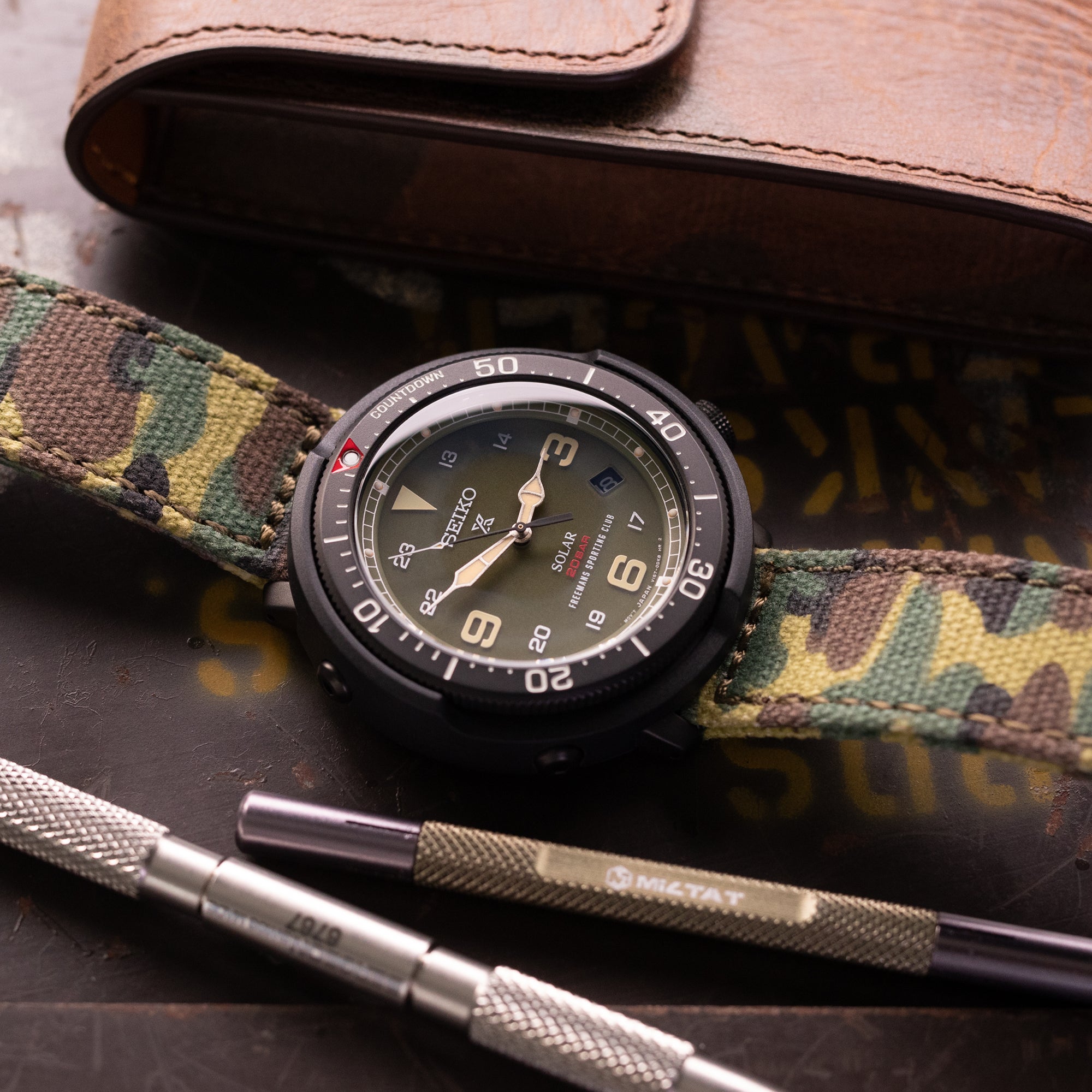 20mm, 21mm or 22mm MiLTAT WW2 2-piece ERDL Camouflage Canvas Armband with lockstitch round hole, Sandblasted