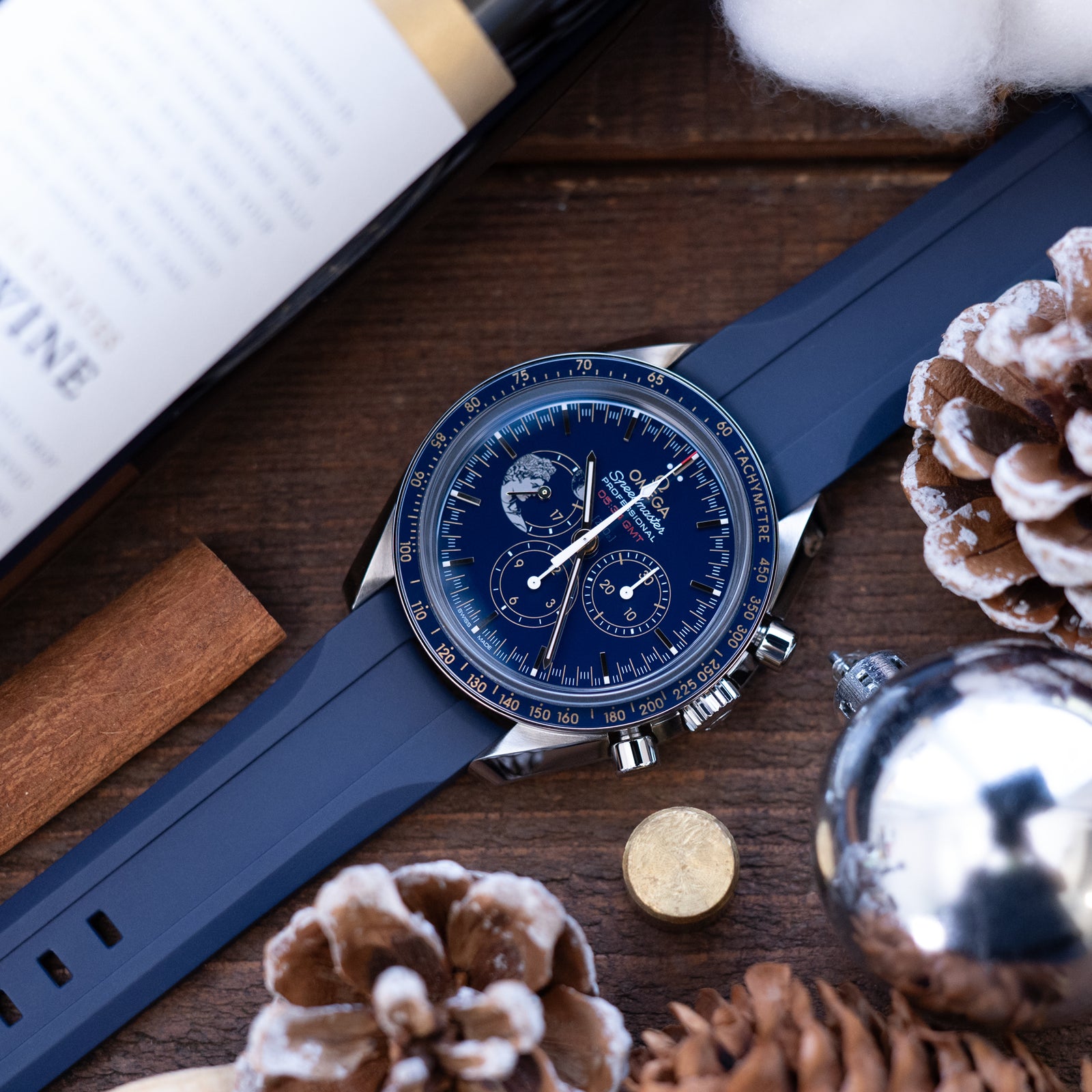 20mm Wheels Robustes FKM-Kautschuk-Uhrenarmband mit gebogenem Ende, Marineblau