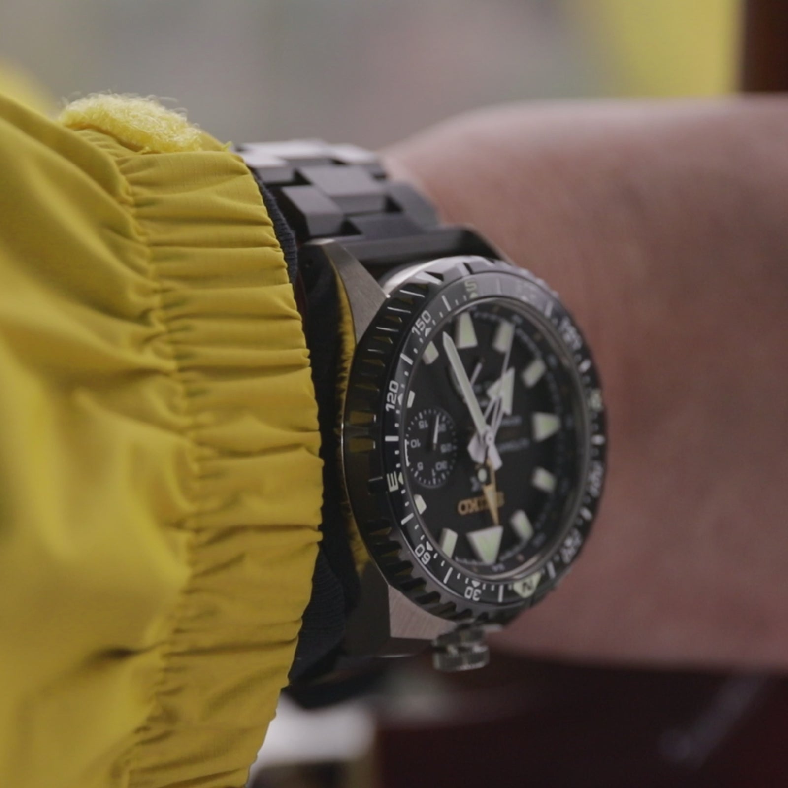 24mm Hexad (Pull-Twist) QR Uhrenarmband, gerades Ende, Schnellverschluss, 316L Edelstahl mit diamantähnlicher Kohlenstoffbeschichtung (DLC), V-Schließe