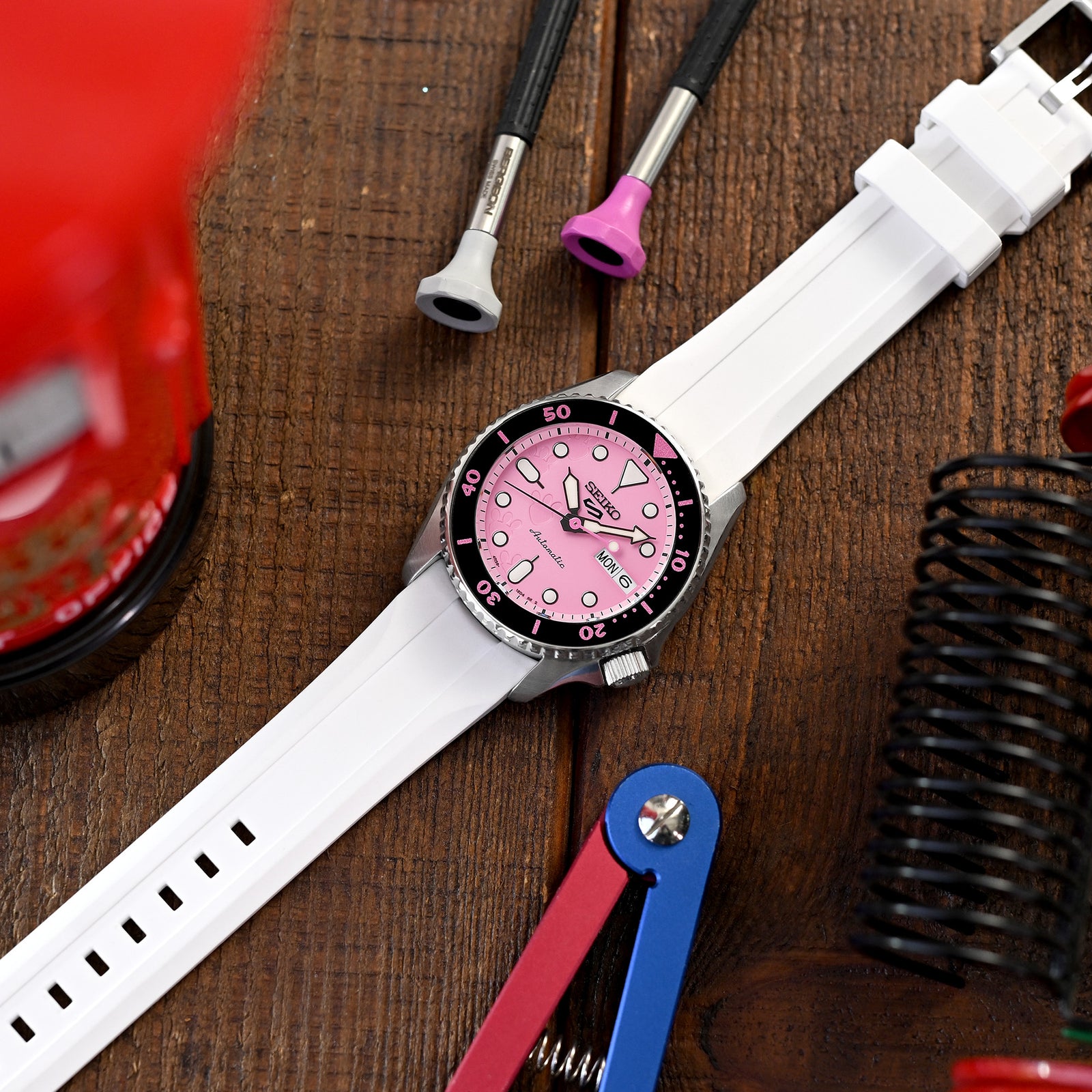 20mm Wheels Resilient Curved End FKM Rubber watch strap, White Strapcode watch bands