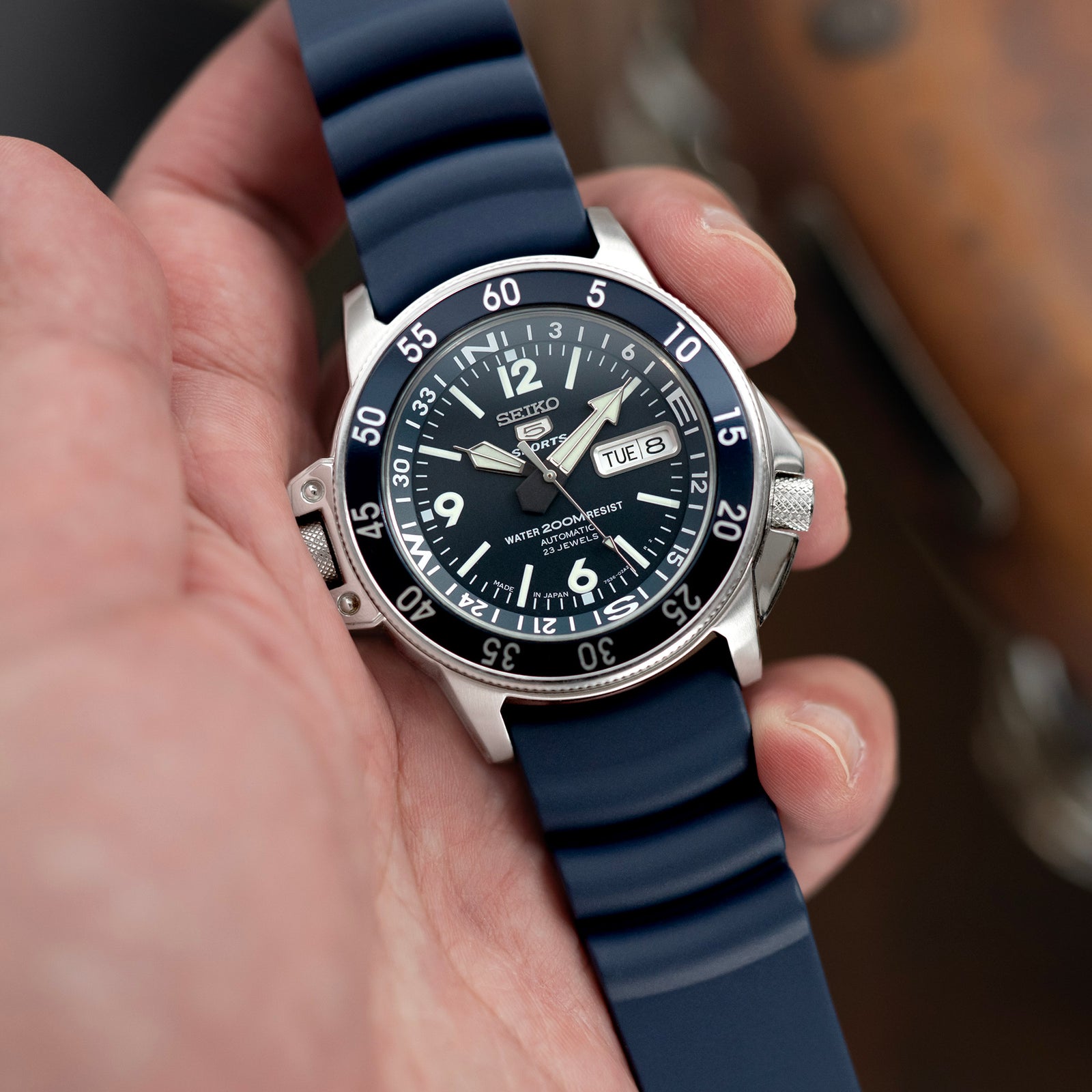 Firewave Resilient Cuved End FKM rubber Watch Strap, Navy Blue Strapcode Watch Bands