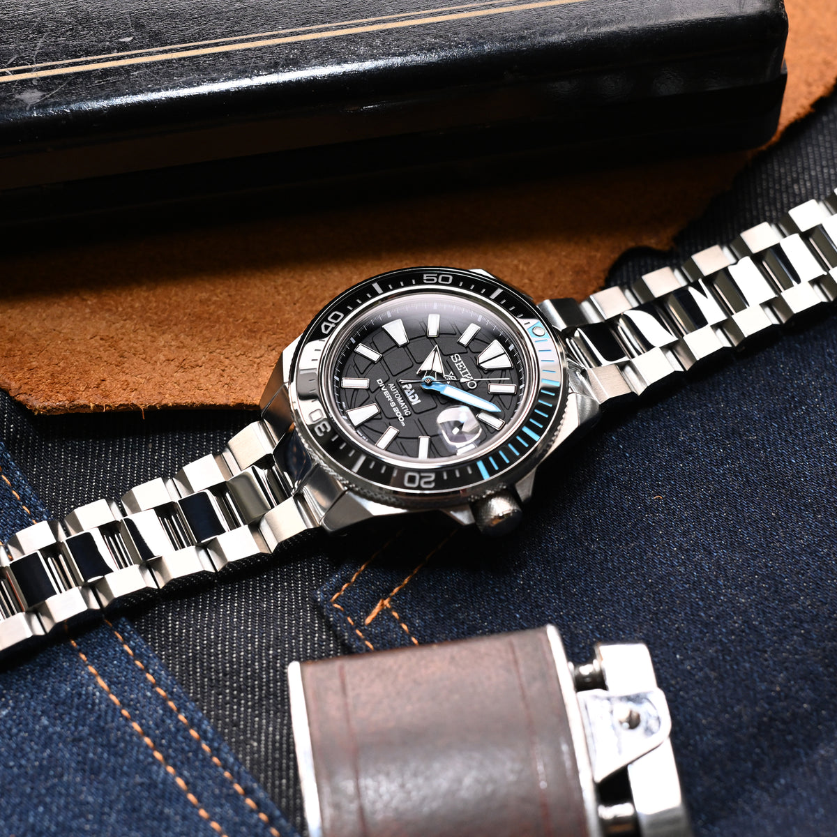 Bracelet Hexad 22mm pour Seiko Samurai SRPB51 SRPB09 SRPC93, acier inoxydable - brossé, maillons centraux polis, fermoir V Diver