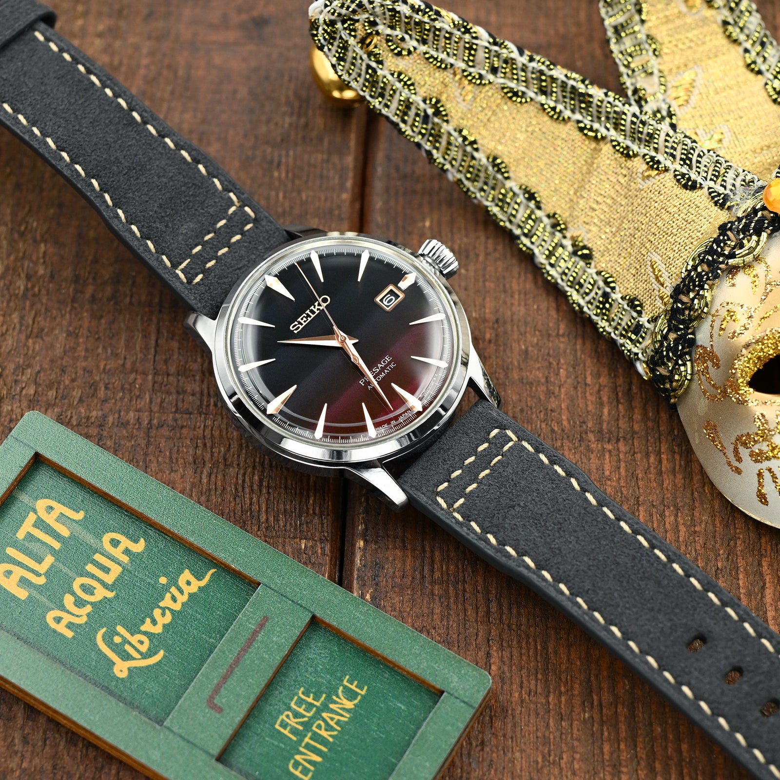 Charcoal Schwarzes Alcantara-Gewebe Schnellwechsel-Uhrenarmband, Beige Naht, 20mm, 21mm oder 22mm