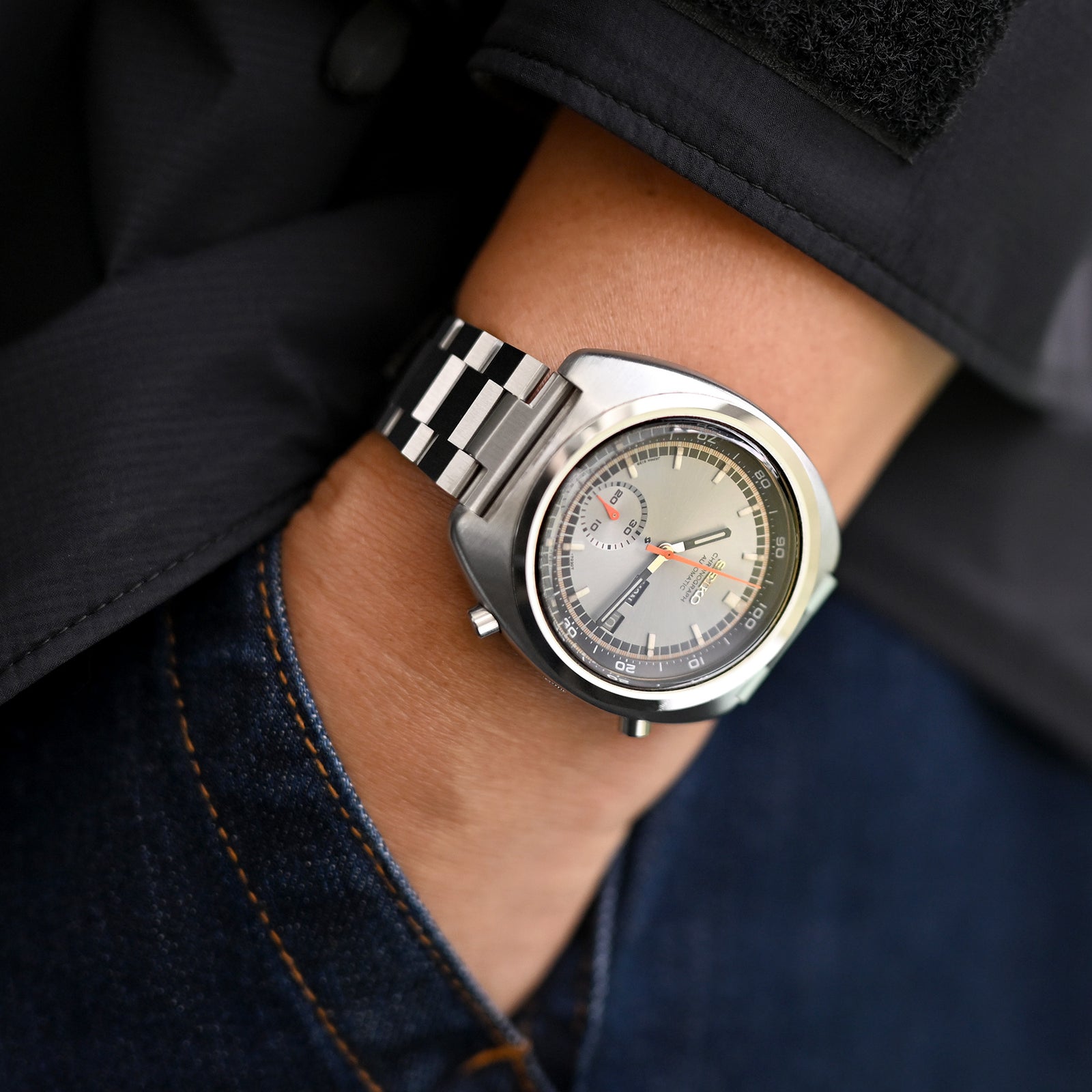 19mm Hexad III Watch Band Straight End, 316L Stainless Steel Brushed V-Clasp Strapcode Watch Bands