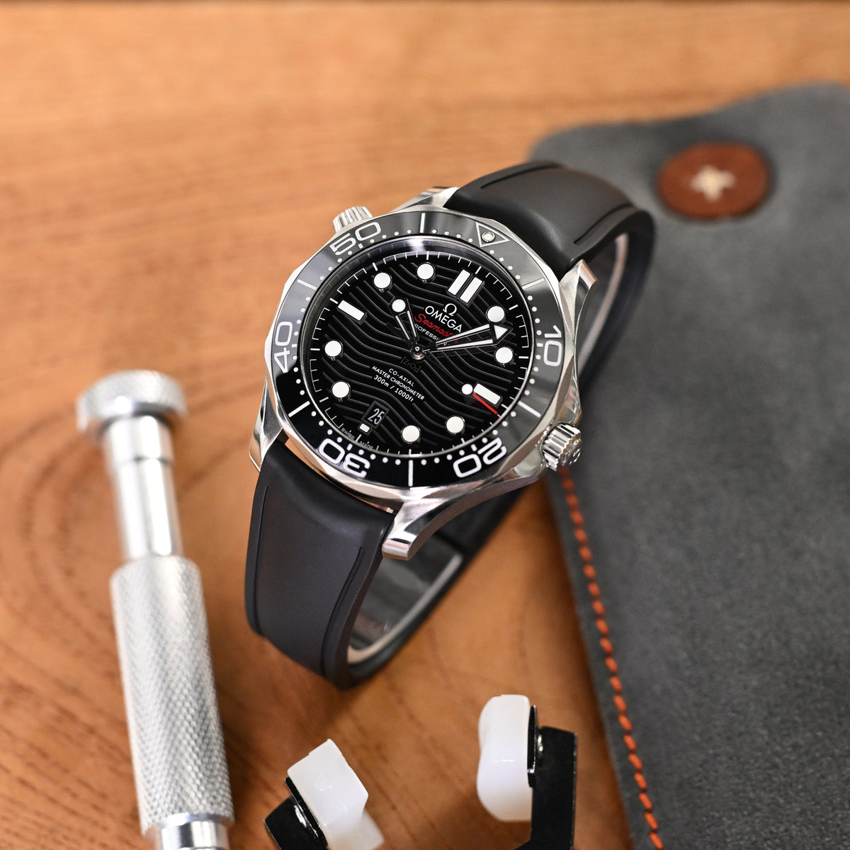 Omega Seamaster Diver 300M Co-Axial Master Chronometer 42MM Ref. 210.30.42.20.01.001 Strapcode watch bands